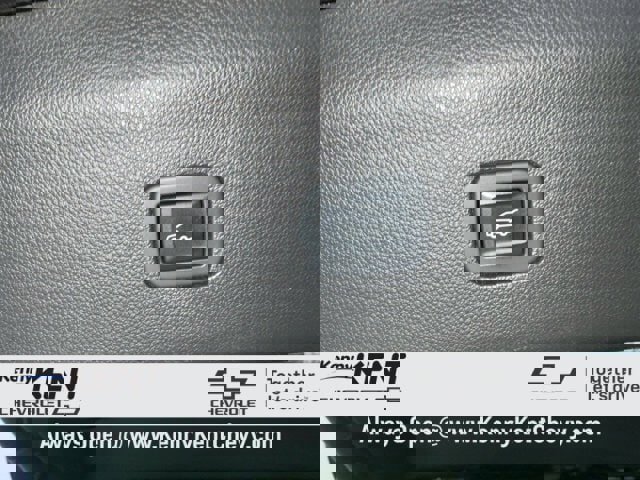 Certified 2023 Buick Enclave Avenir w/ Avenir Technology Package image 9