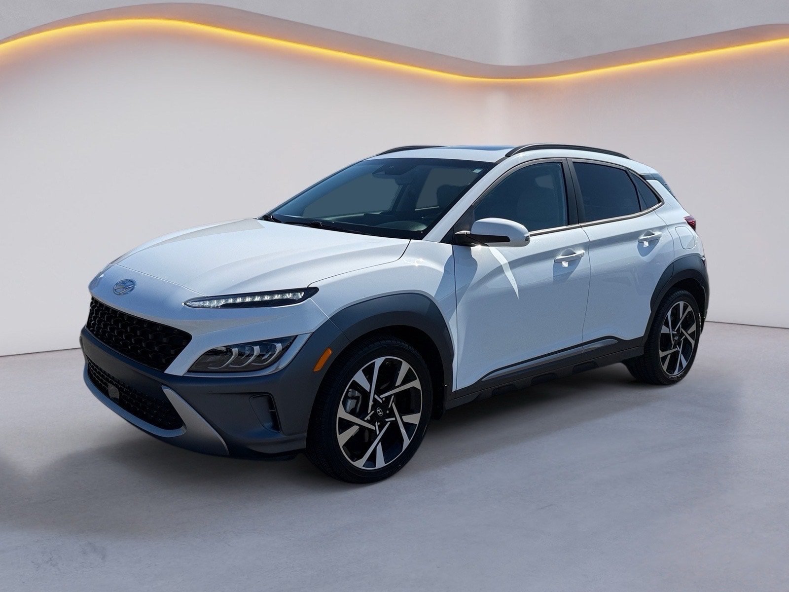 Used 2022 Hyundai Kona Limited w/ Winter Weather Package AWD/4WD image 7
