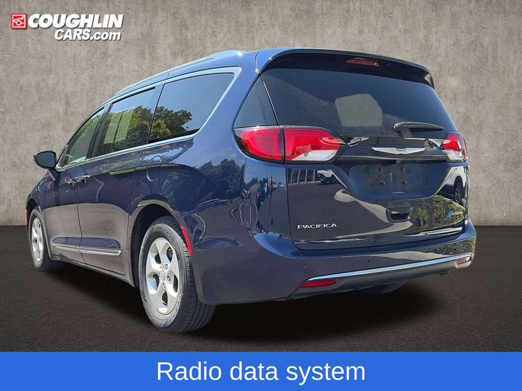 Used 2018 Chrysler Pacifica Touring-L FWD image 6