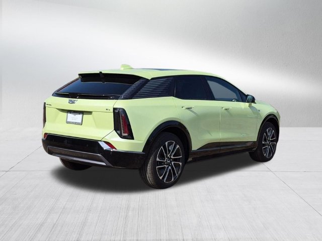 New 2027 Cadillac Optiq Sport w/ LPO, Floor Liner Package AWD/4WD image 5