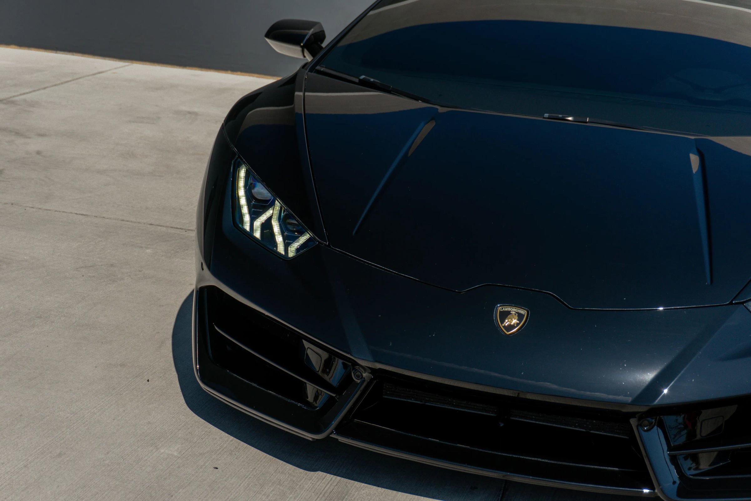 Used 2019 Lamborghini Huracan LP 580-2 image 26