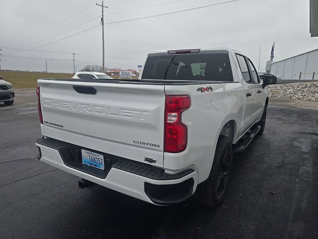 Used 2026 Chevrolet Silverado 1500 Custom image 9