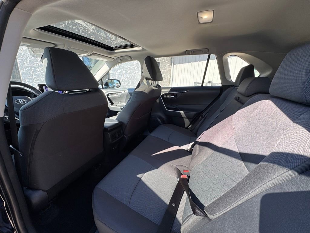 Used 2025 Toyota RAV4 XLE image 8