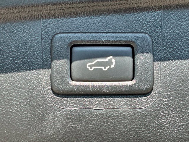 Used 2018 Subaru Outback 2.5i Premium AWD/4WD image 7