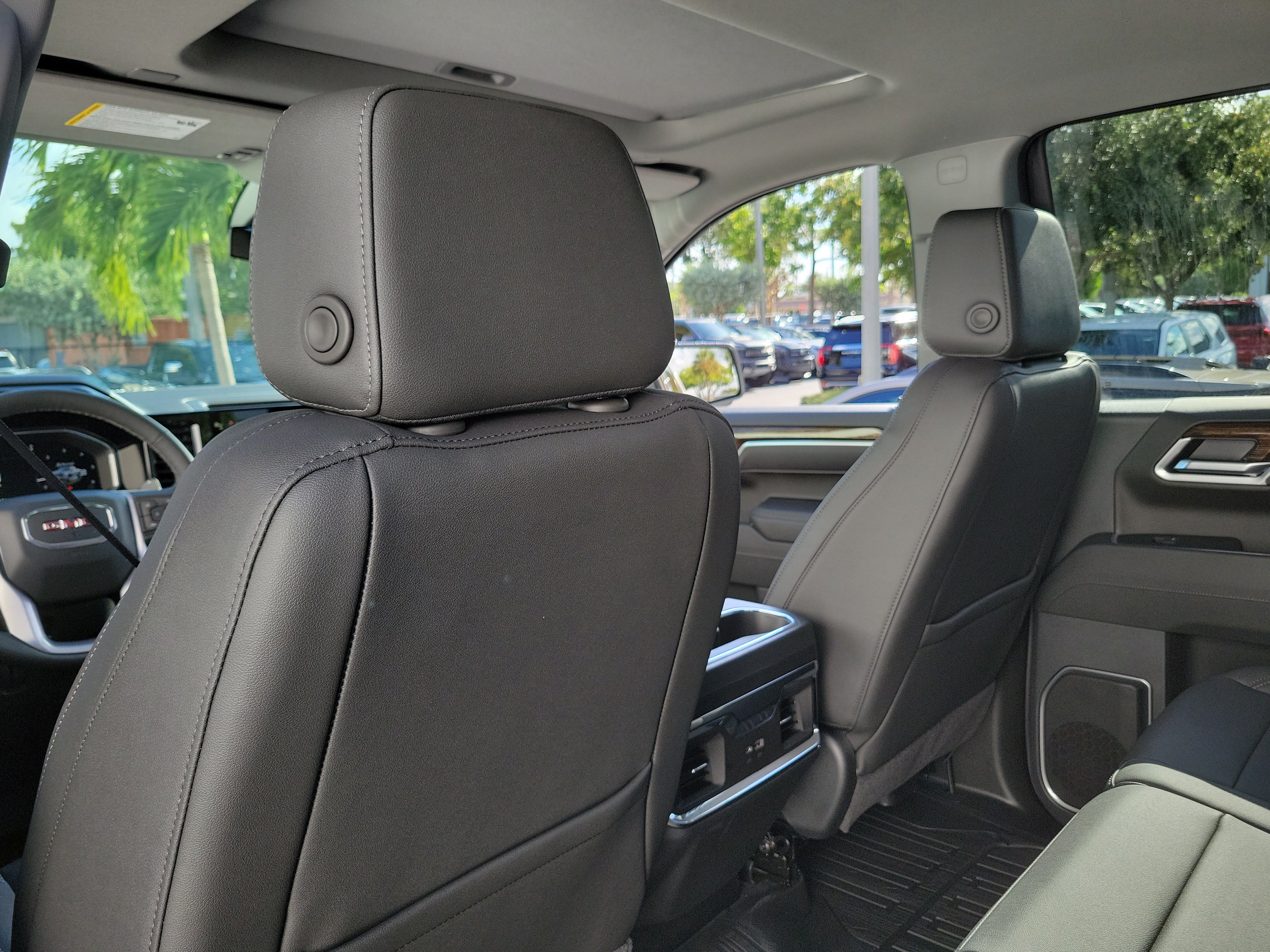 New 2026 GMC Sierra 1500 Elevation w/ Elevation Premium Package AWD/4WD image 14