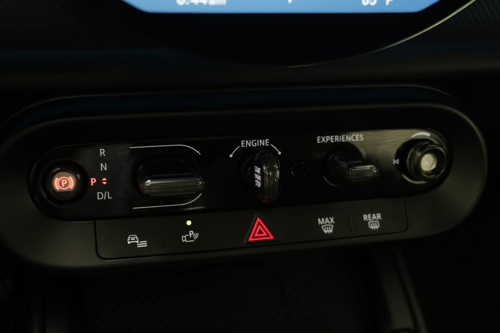Certified 2025 MINI Cooper Countryman S AWD/4WD image 9