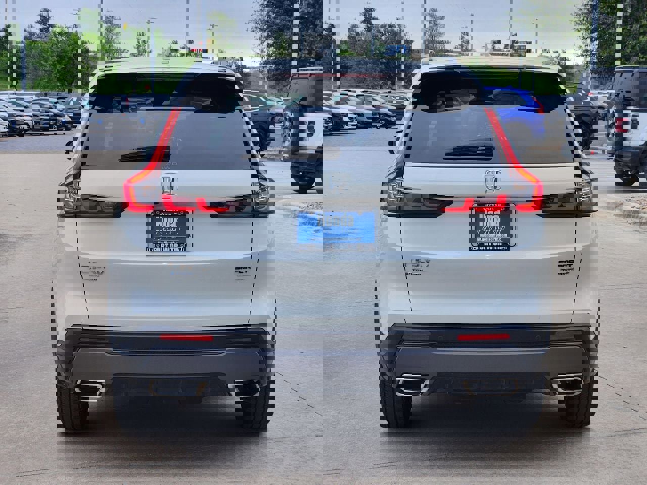 Used 2023 Honda CR-V Sport Touring image 6