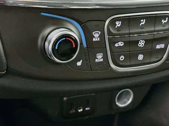 Used 2019 Chevrolet Traverse LT FWD image 20