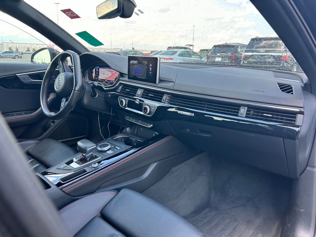 Used 2018 Audi A4 2.0T Premium Plus AWD/4WD image 10