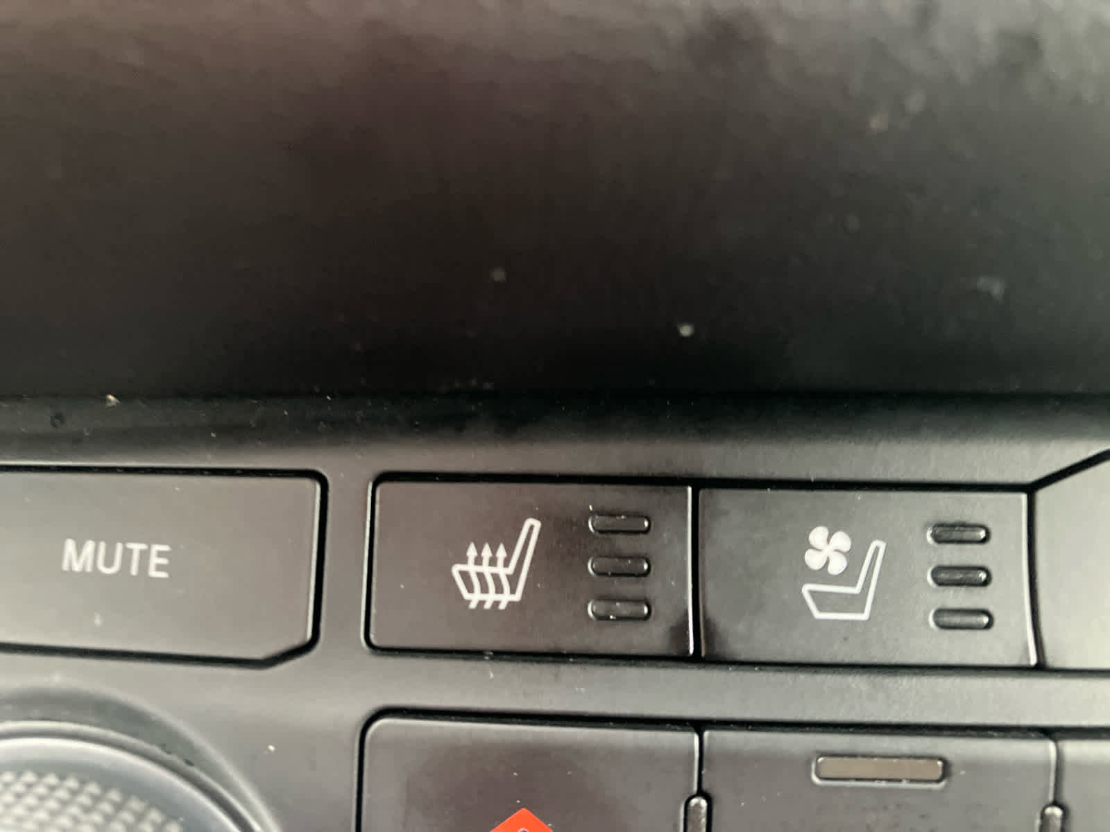 Used 2024 Dodge Durango GT image 30