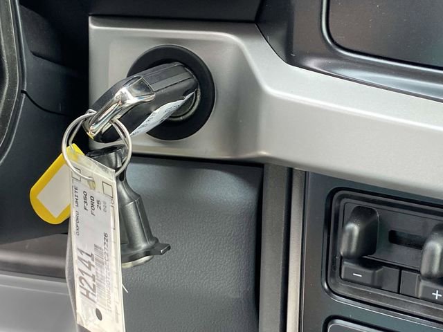 New 2025 Ford F350 XL w/ XL Chrome Package image 17