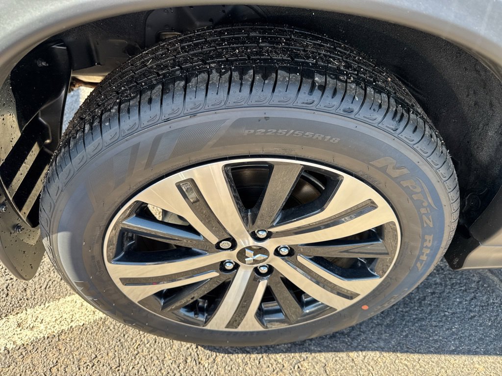 New 2027 Mitsubishi Outlander Sport SE FWD image 39