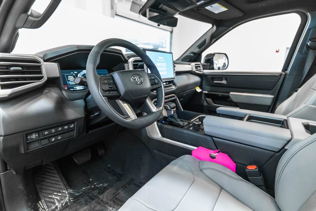 New 2026 Toyota Tundra Limited AWD/4WD image 4