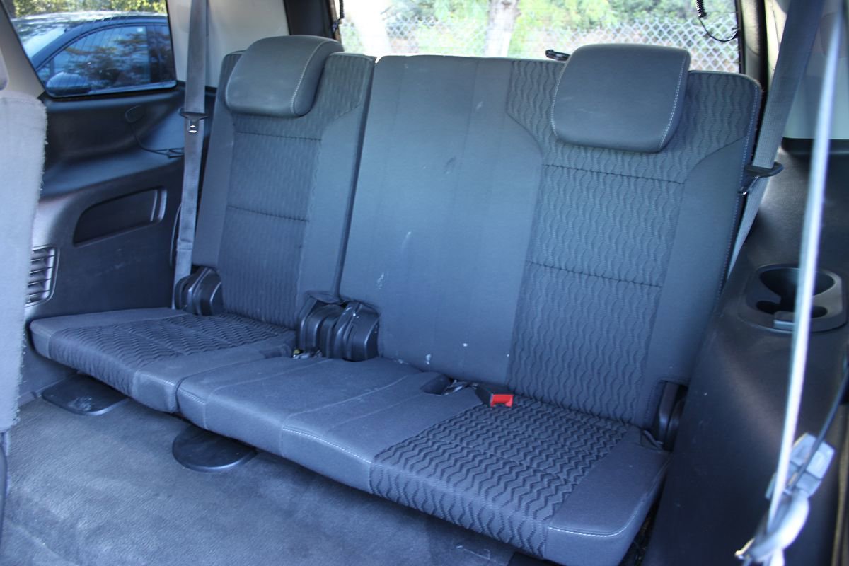 Used 2015 GMC Yukon SLE w/ Convenience Package RWD image 13