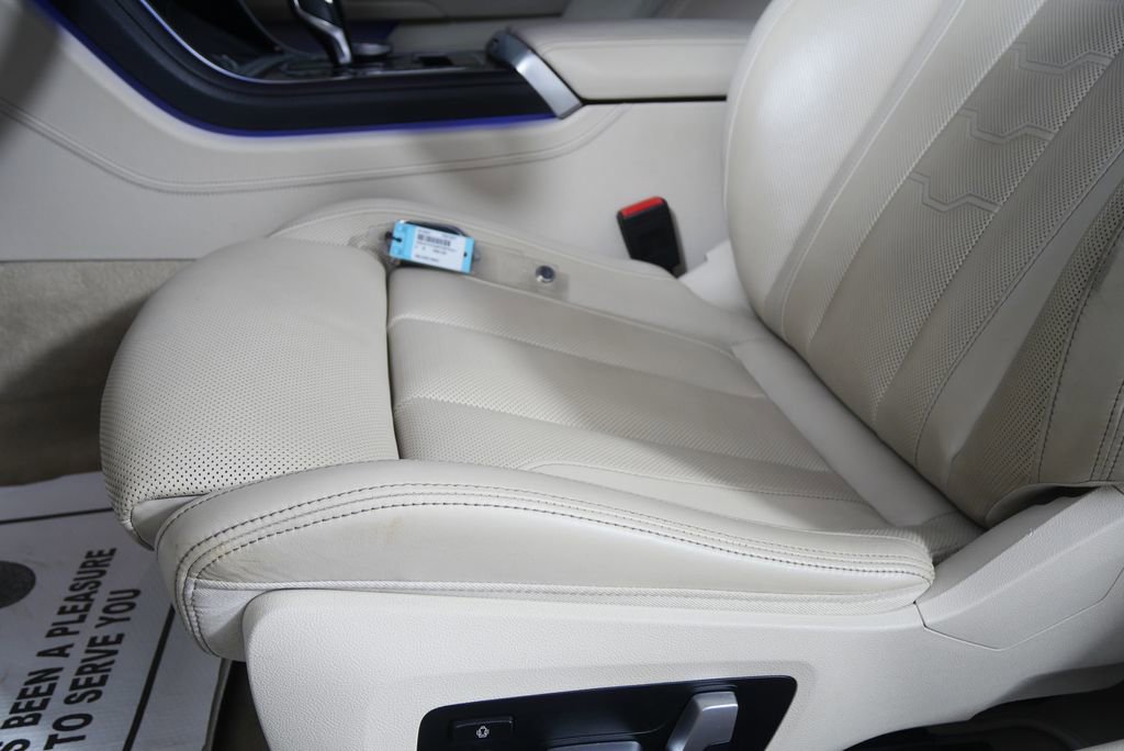 Certified 2023 BMW M850i xDrive Convertible w/ M Sport Professional Package image 10