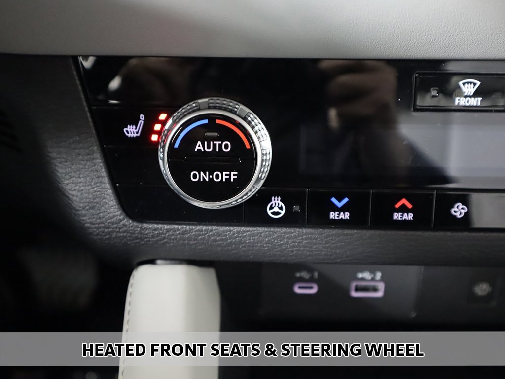 New 2025 Mitsubishi Outlander SEL image 10