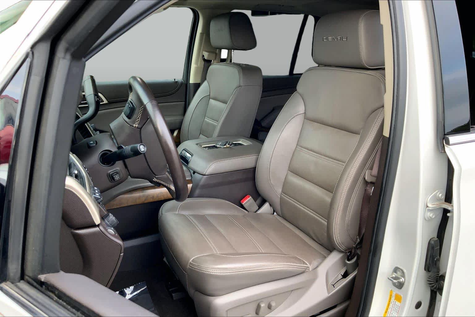 Used 2019 GMC Yukon Denali w/ Open Road Package RWD image 7
