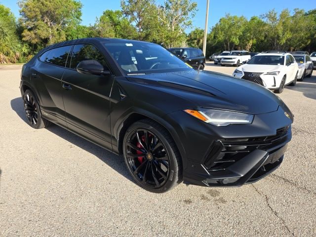 Used 2024 Lamborghini Urus S image 7