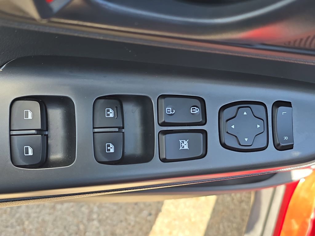 Used 2021 Hyundai Kona SEL image 25