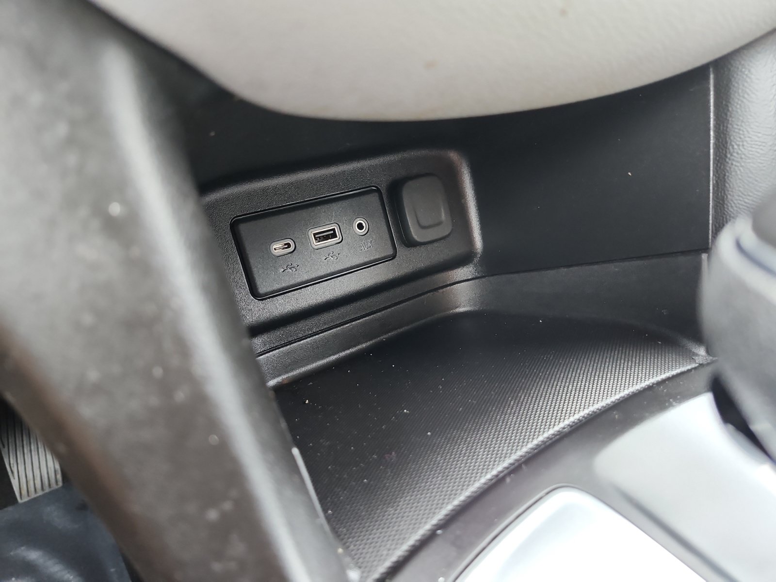 Used 2020 Chevrolet Equinox LS w/ LS Convenience Package FWD image 19