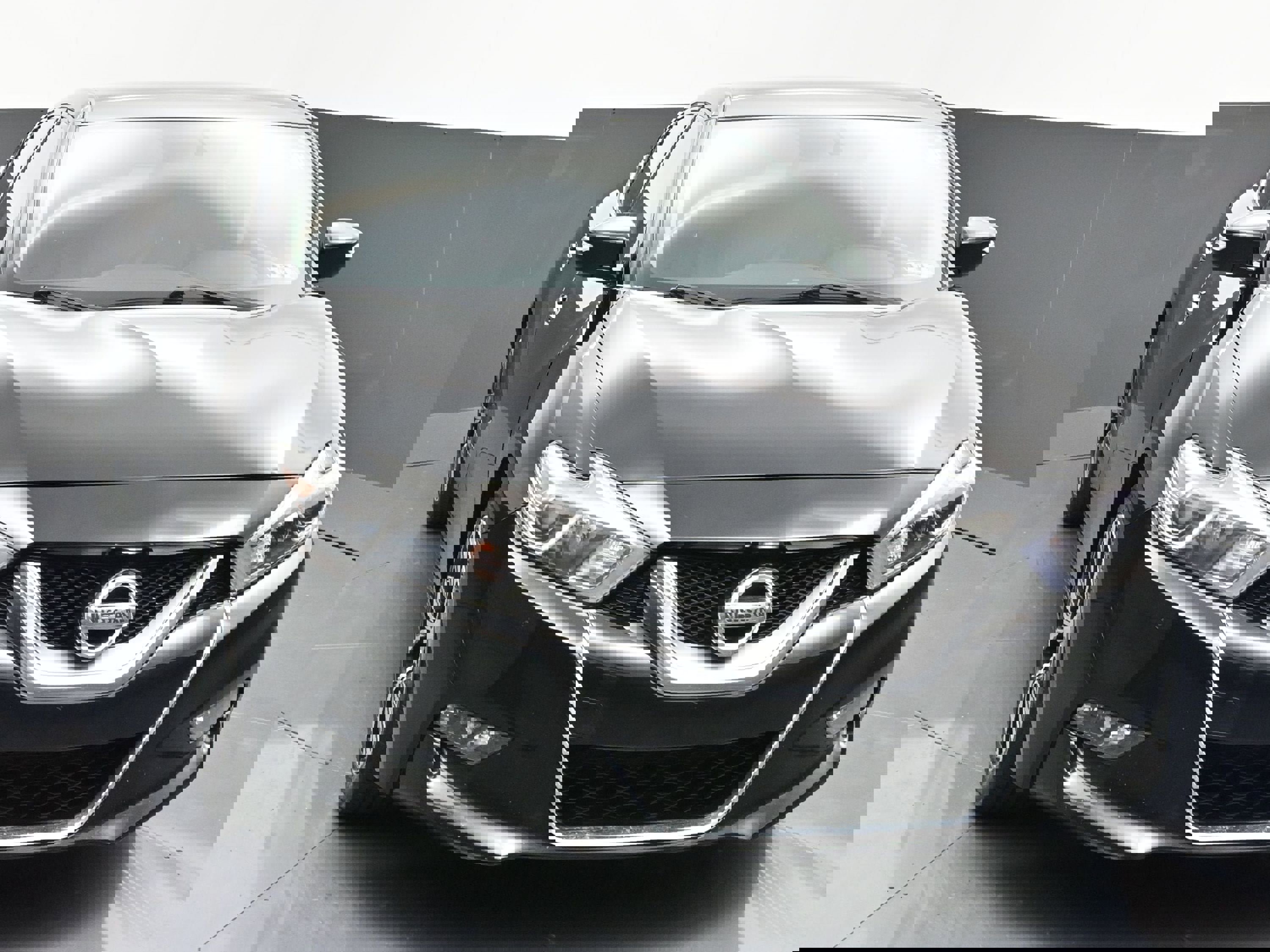 Used 2017 Nissan Maxima 3.5 SV image 2