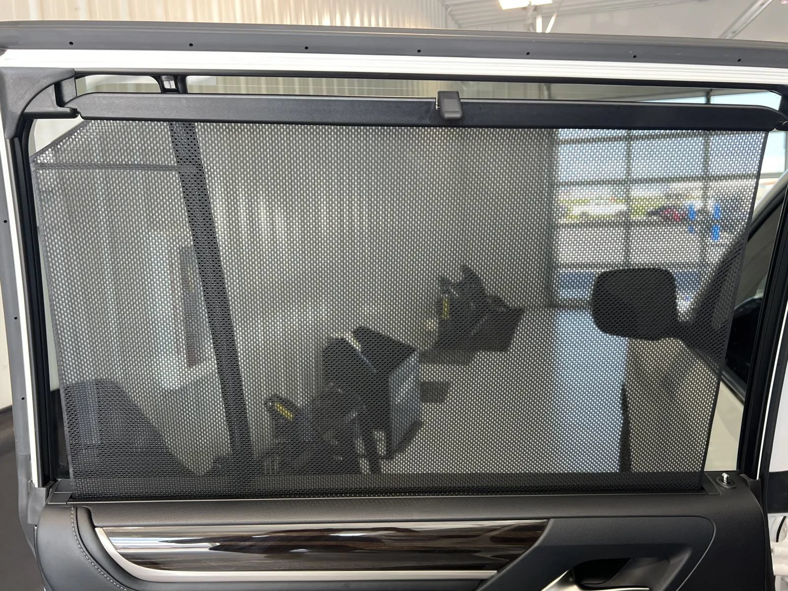 Used 2021 Lexus LX 570 4WD w/ Sport Package image 17