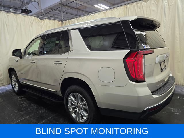 Used 2024 GMC Yukon SLT w/ SLT Luxury Package AWD/4WD image 9