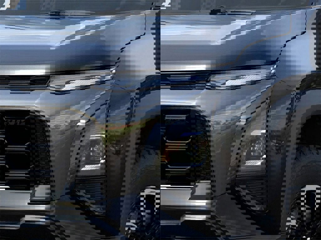 New 2026 Chevrolet Equinox ACTIV w/ LPO, Floor Liner Package image 10