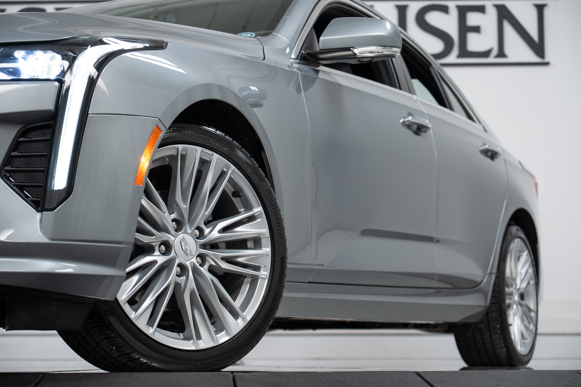 Used 2025 Cadillac CT4 Premium Luxury AWD/4WD image 26