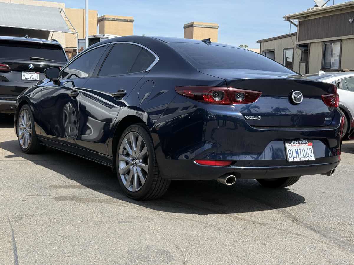Used 2019 MAZDA MAZDA3 Back Up Cam, Easy Financing, C image 11