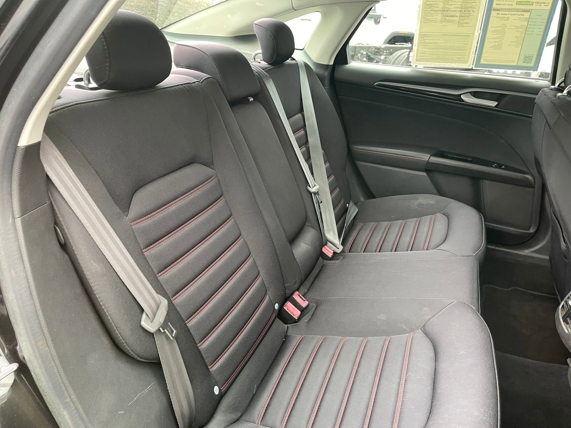 Used 2014 Ford Fusion SE image 27