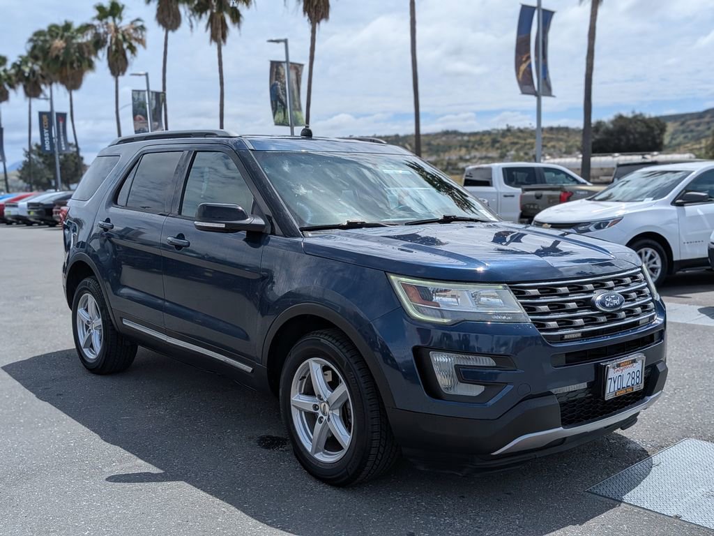 Used 2016 Ford Explorer XLT image 9