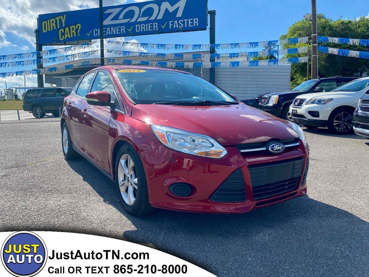 Used 2014 Ford Focus SE FWD image 1