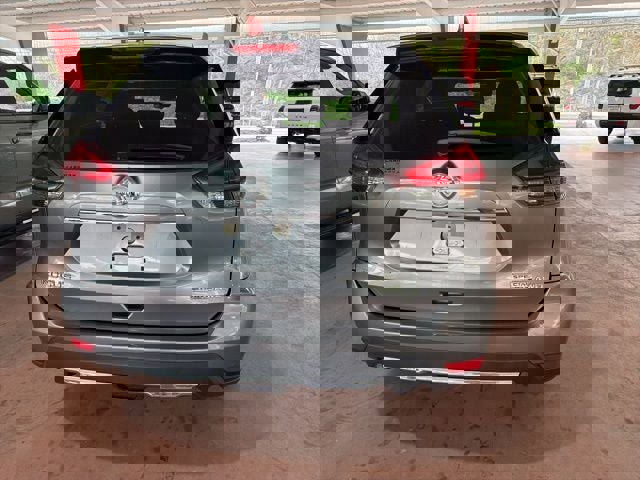 Used 2019 Nissan Rogue S w/ Special Edition Package image 10