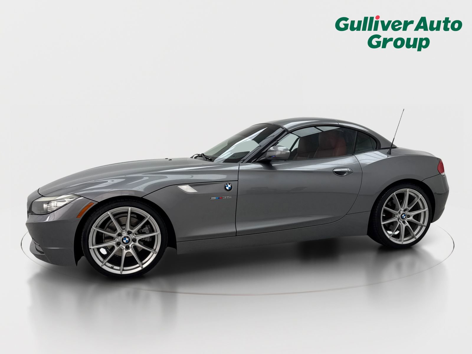 Used 2011 BMW Z4 sDrive35i image 2