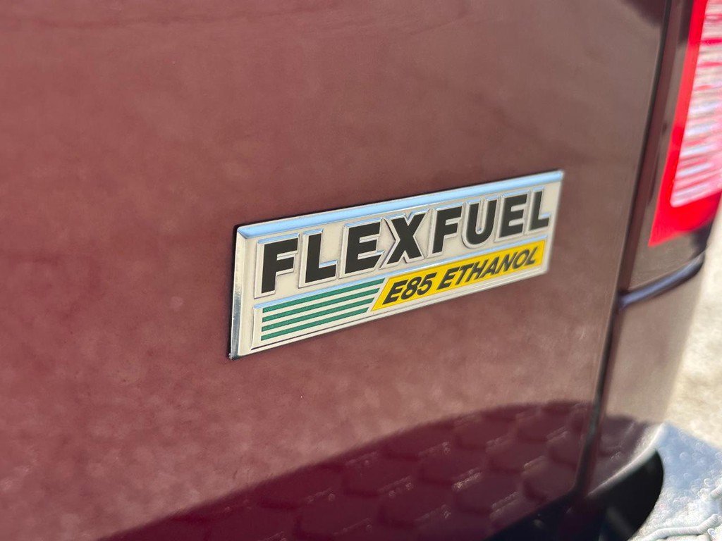 Used 2019 RAM 1500 Classic SLT image 46