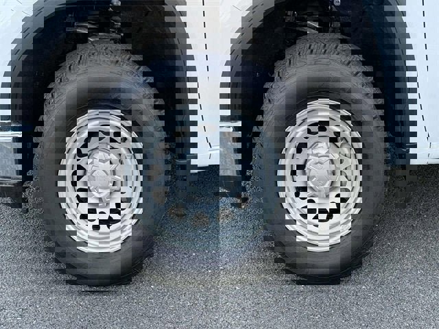 New 2025 GMC Sierra 1500 Pro image 8