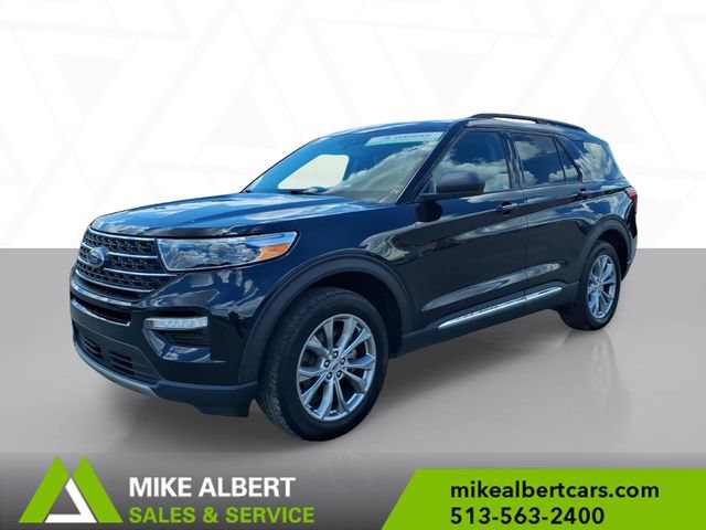 Used 2023 Ford Explorer XLT w/ Equipment Group 202A AWD/4WD image 3