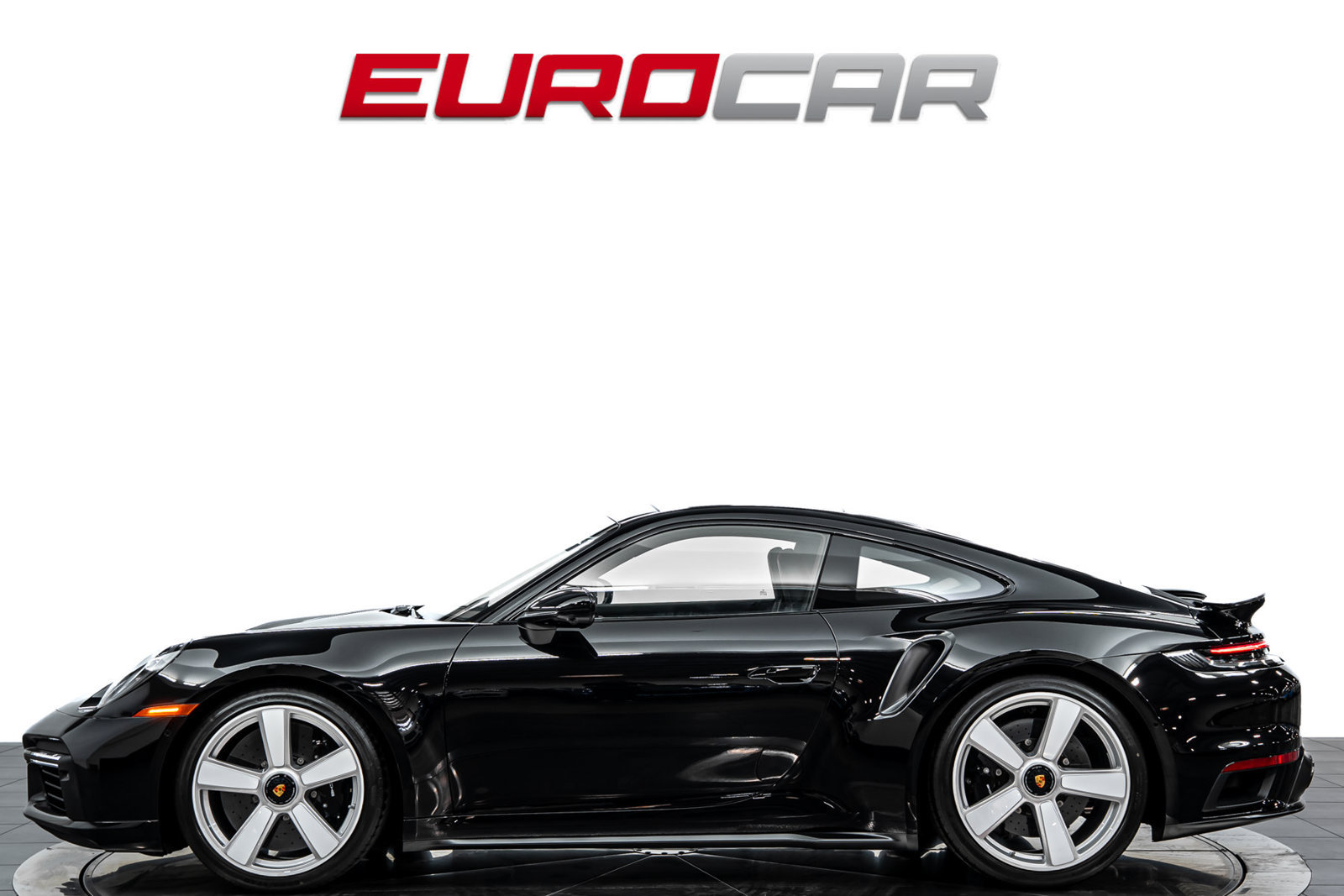 Used 2025 Porsche 911 Turbo S AWD/4WD image 2