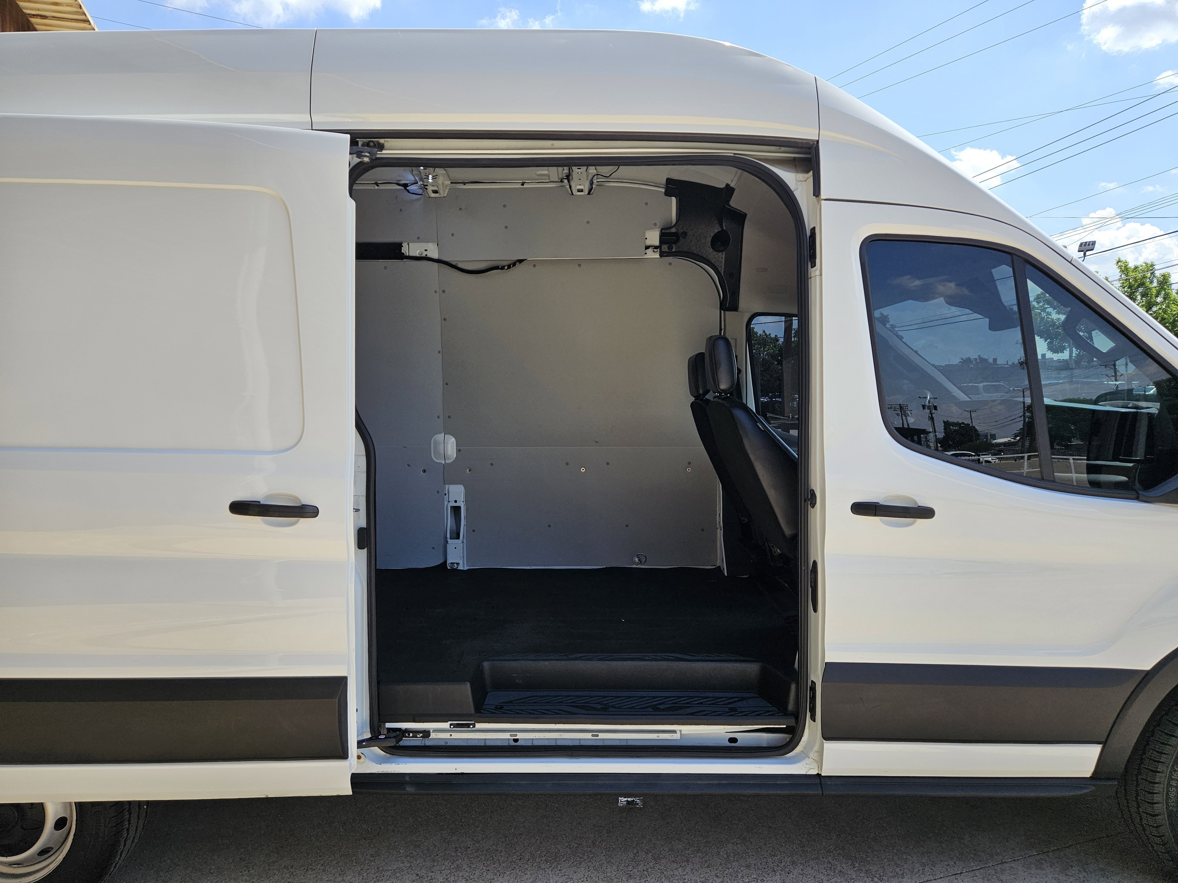 Used 2023 Ford Transit 350 148 High Roof RWD image 30