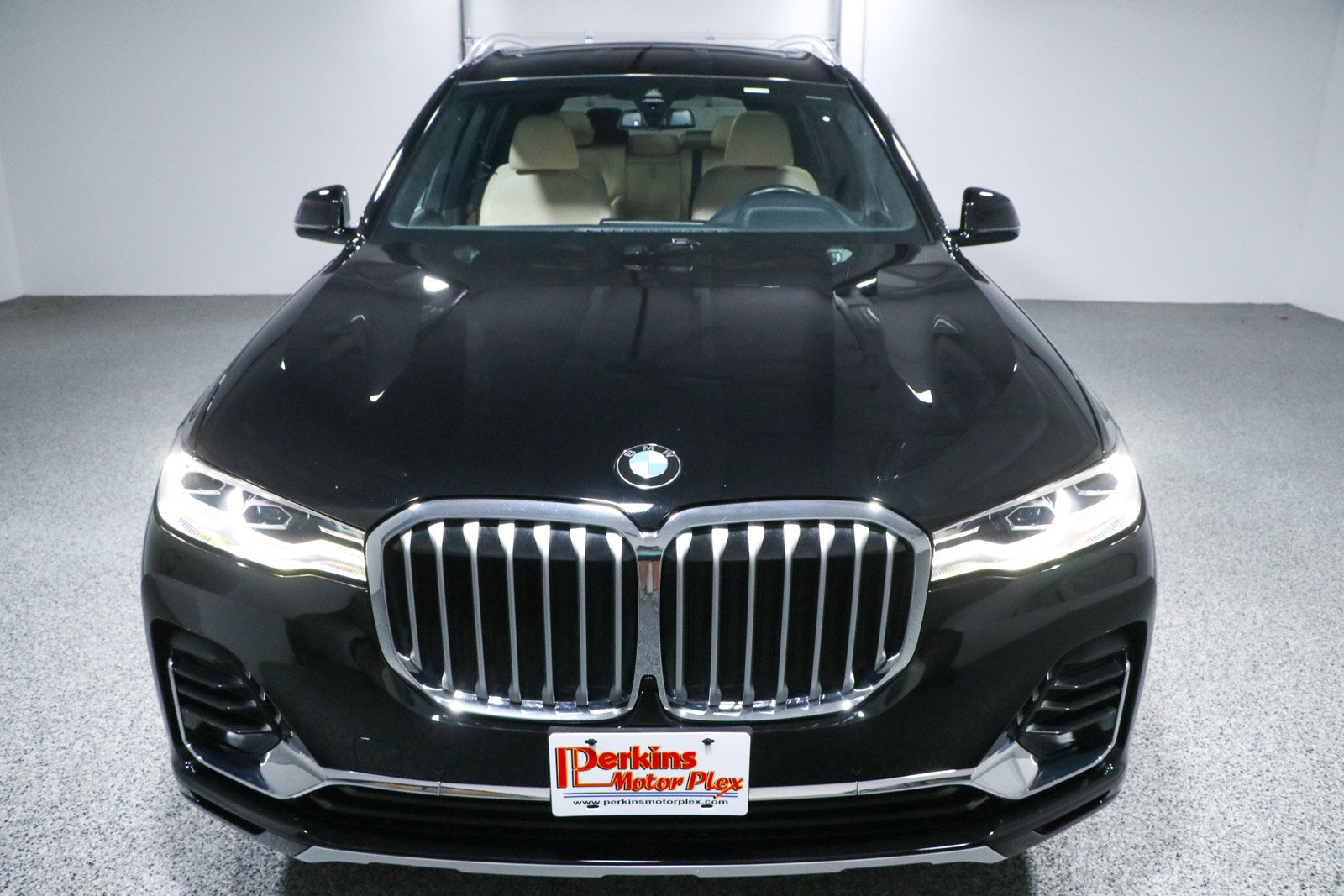 Used 2022 BMW X7 xDrive40i w/ Cold Weather Package image 4