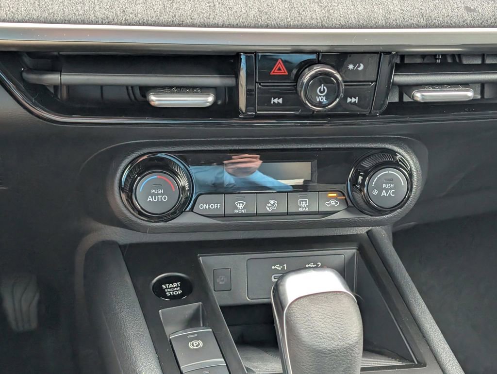 New 2026 Nissan Kicks SV image 26