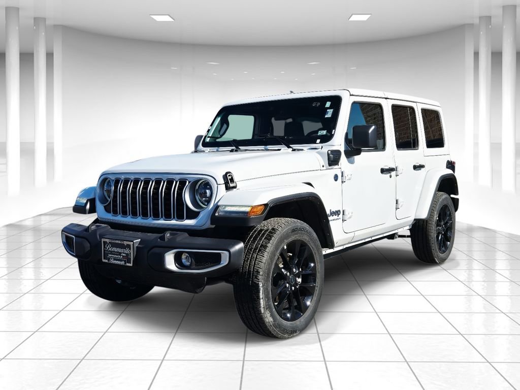 Used 2025 Jeep Wrangler Unlimited Sahara w/ Safety Group image 7