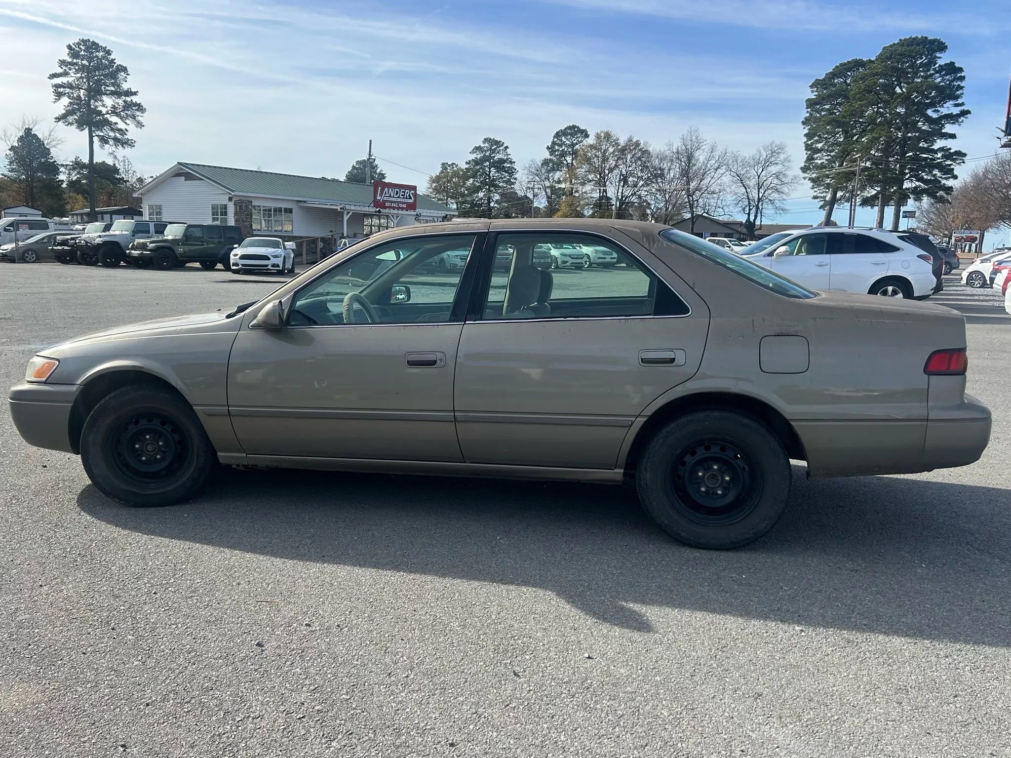 Used 1999 Toyota Camry XLE image 9
