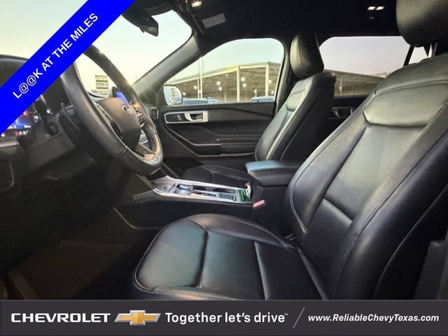 Used 2020 Ford Explorer XLT w/ Equipment Group 202A RWD image 29