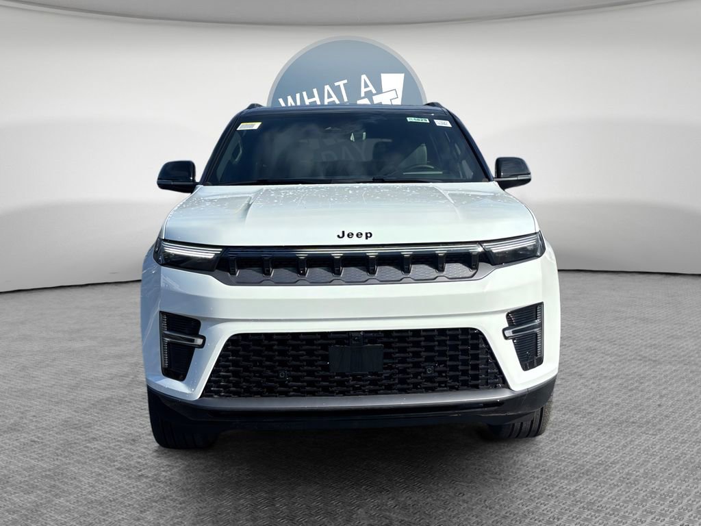 New 2026 Jeep Grand Wagoneer Summit w/ Premium Group III image 9