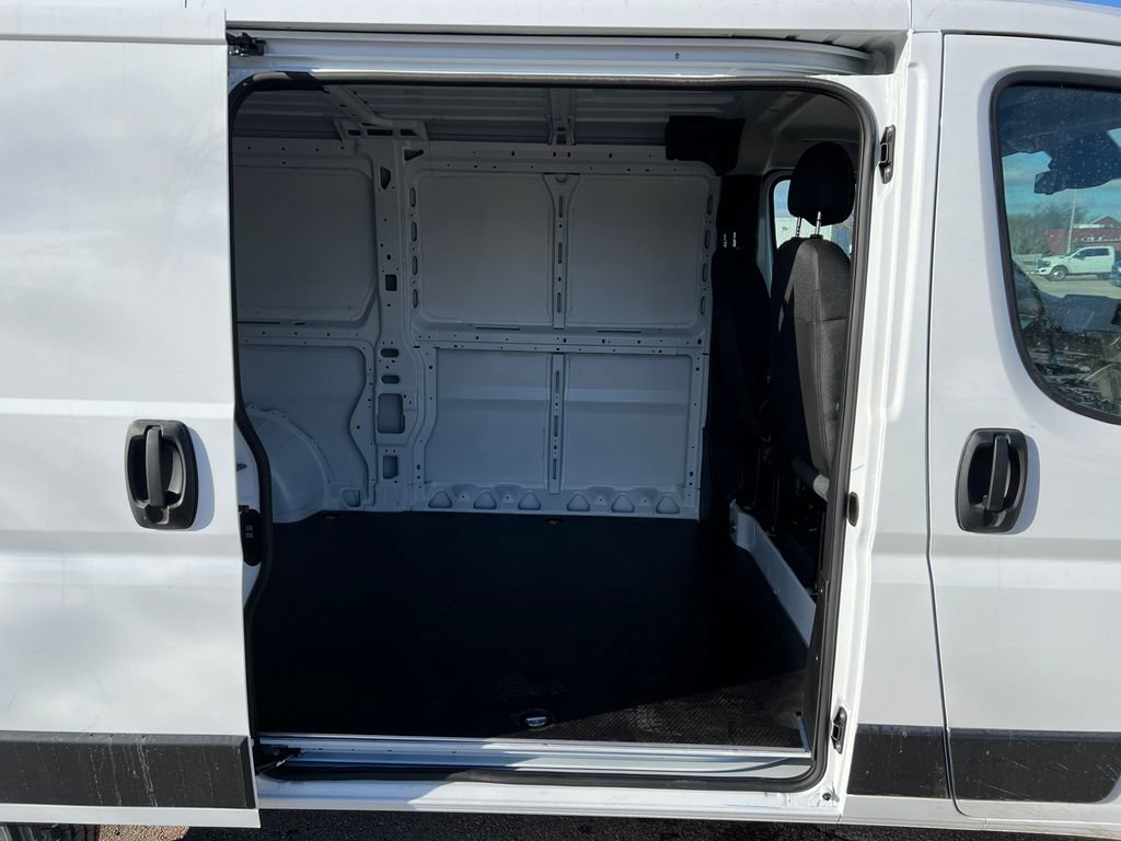 New 2026 RAM ProMaster 1500 w/ Convenience Group FWD image 18