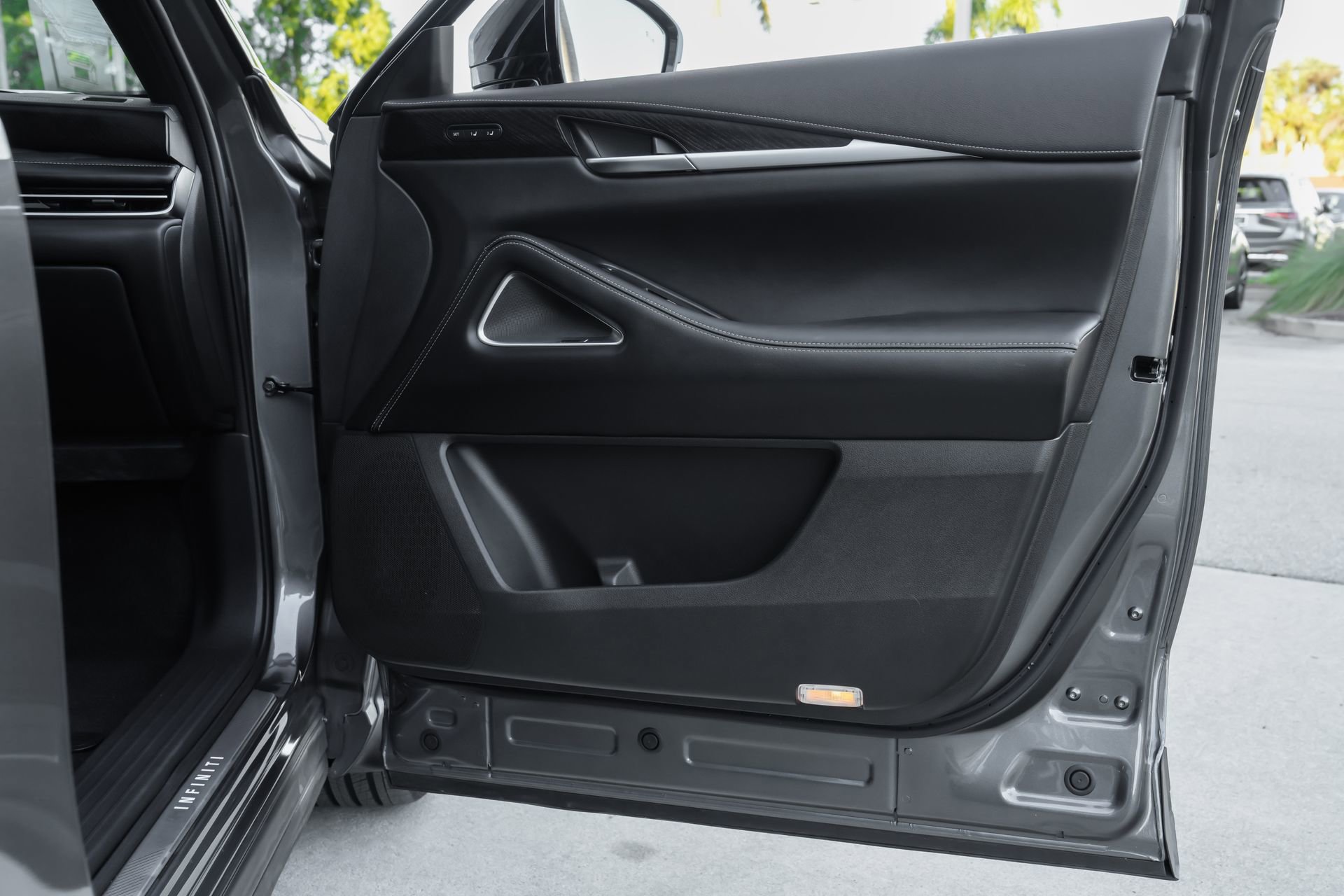 Used 2022 INFINITI QX60 Autograph w/ Cargo Package image 37