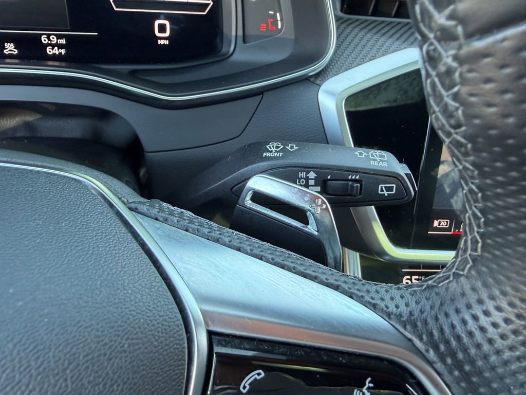 Used 2021 Audi RS 6 image 22