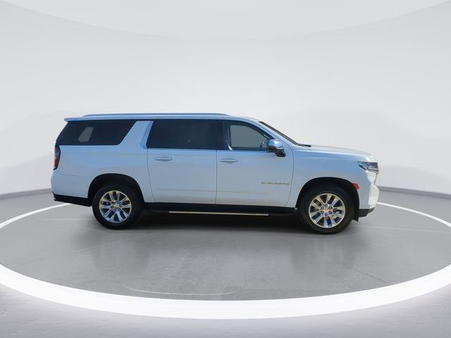 Used 2023 Chevrolet Suburban Premier image 9